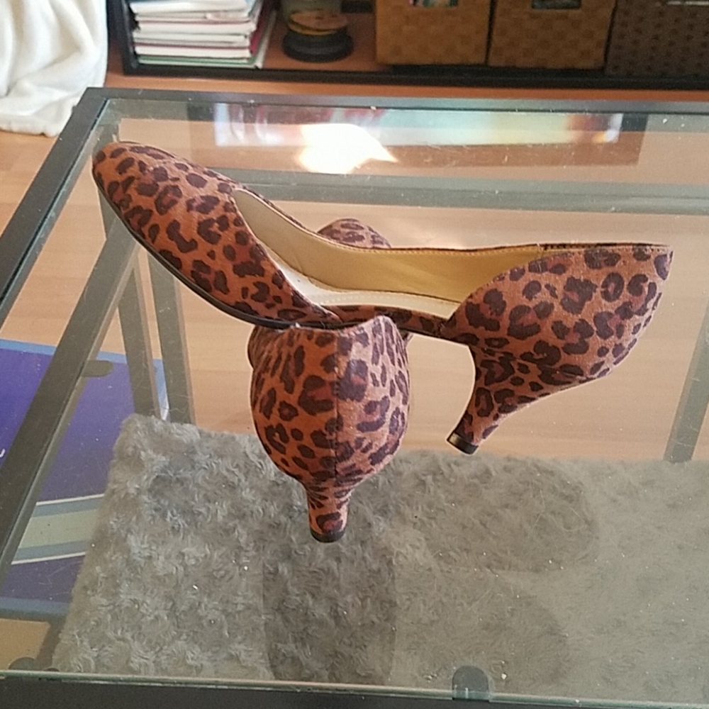 Shoes - Picture 4 of 4